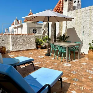 Agradable Con Gran Solarium En Mezquitilla , Algarrobo Costa España